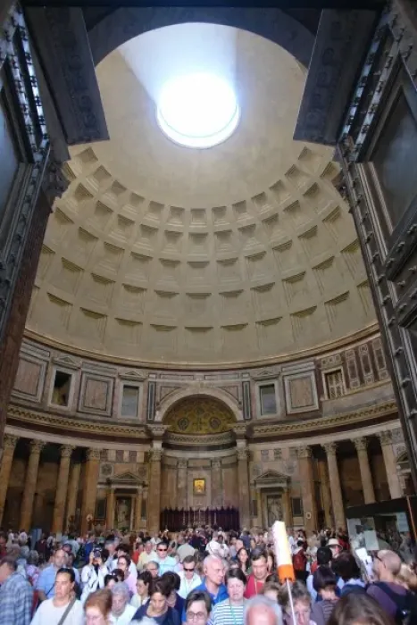 Framed Print : Interior of the Pantheon, Rome, Italy Framed Print : Interior of the Pantheon, Rome, Italy