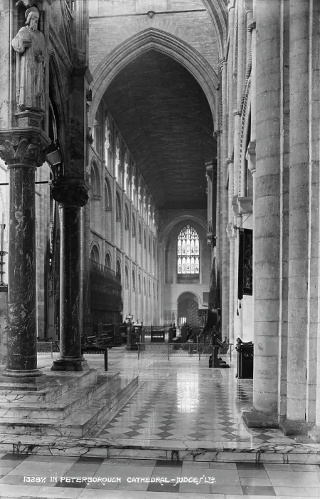 Framed Print : Interior of Peterborough Cathedral Framed Print : Interior of Peterborough Cathedral