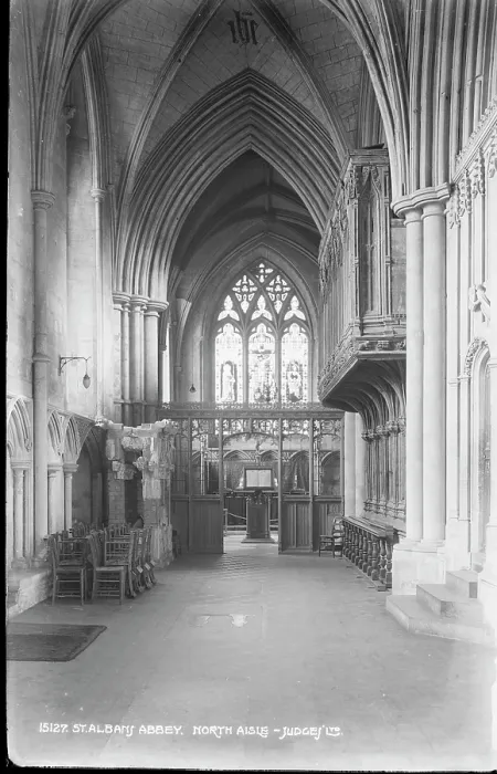 Framed Print : Interior of St. Albans Abbey - North Aisle Framed Print : Interior of St. Albans Abbey - North Aisle