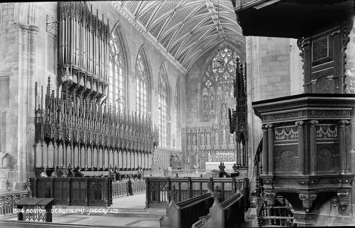 Framed Print : Interior of St. Botolph's Church Framed Print : Interior of St. Botolph's Church