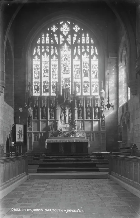 Framed Print : Interior of St. John's Church Framed Print : Interior of St. John's Church