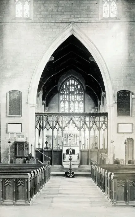 Framed Print : Interior of St Mary's Church, Swineshead Framed Print : Interior of St Mary's Church, Swineshead