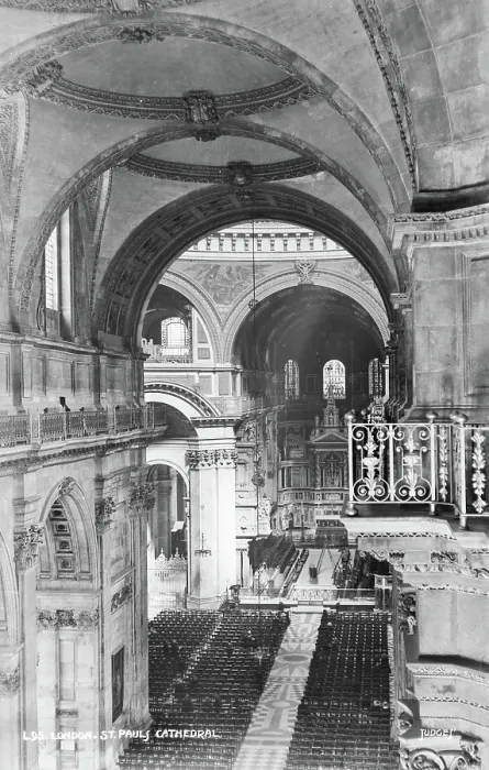 Framed Print : Interior View of St. Paul's Cathedral Framed Print : Interior View of St. Paul's Cathedral