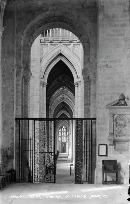 Framed Print : Interior View of Winchester Cathedral's South Aisle Framed Print : Interior View of Winchester Cathedral's South Aisle