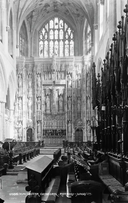 Framed Print : Interior of Winchester Cathedral Framed Print : Interior of Winchester Cathedral