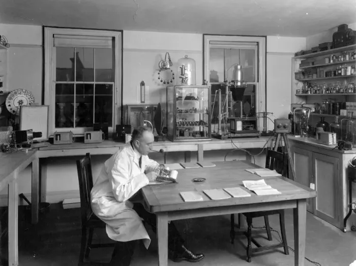 Framed Print : Interiors of National Laboratory of Psychical Research Framed Print : Interiors of National Laboratory of Psychical Research