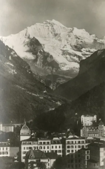 Framed Print : Interlaken and the Jungfrau Mountain Framed Print : Interlaken and the Jungfrau Mountain