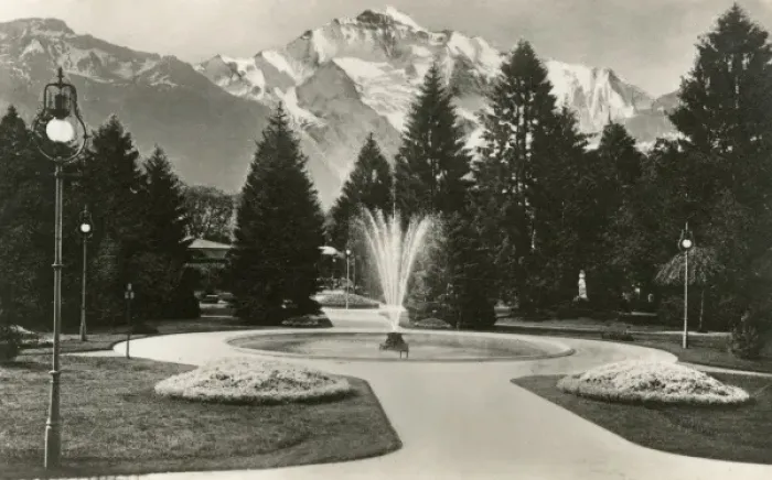 Framed Print : Interlaken Kurgarten with Jungfrau Mountain behind Framed Print : Interlaken Kurgarten with Jungfrau Mountain behind