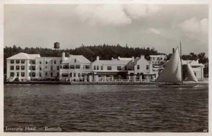 Framed Print : Inverurie Hotel - Bermuda Framed Print : Inverurie Hotel - Bermuda