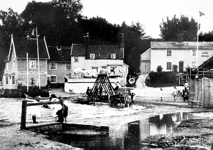 Framed Print : Ipswich Pin Mill early 1900s Framed Print : Ipswich Pin Mill early 1900s
