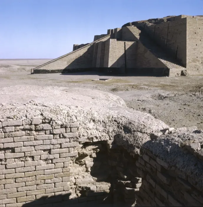 Framed Print : IRAQ / UR. Excavated residential housewalls and part of the reconstructed Ziggurat Framed Print : IRAQ / UR. Excavated residential housewalls and part of the reconstructed Ziggurat