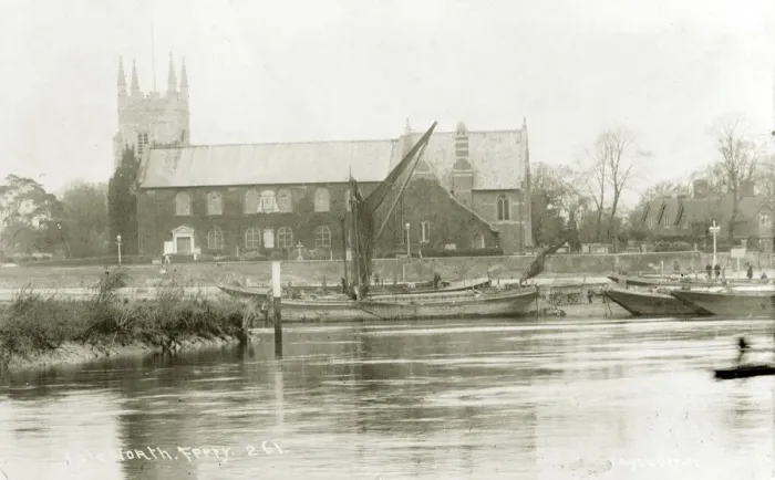 Framed Print : The Islesworth Ferry Framed Print : The Islesworth Ferry