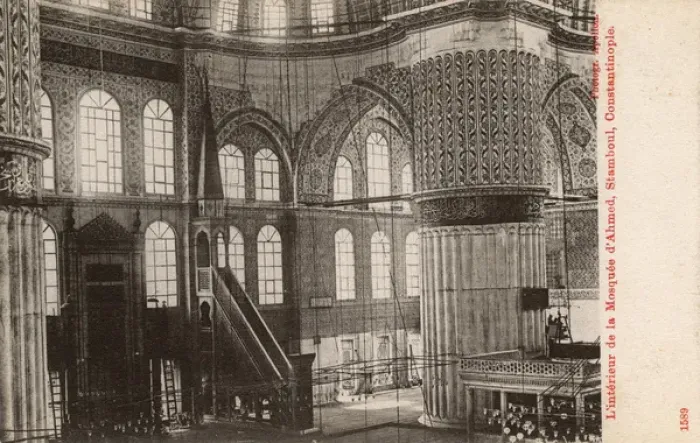 Framed Print : Istanbul, Turkey - Mosque of Sultan Ahmet I (interior) Framed Print : Istanbul, Turkey - Mosque of Sultan Ahmet I (interior)