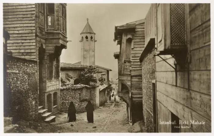Framed Print : Istanbul, Turkey - The Old Quarter Framed Print : Istanbul, Turkey - The Old Quarter