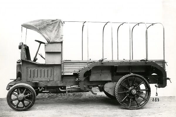 Italian Fiat 30 prime mover in use during WW1