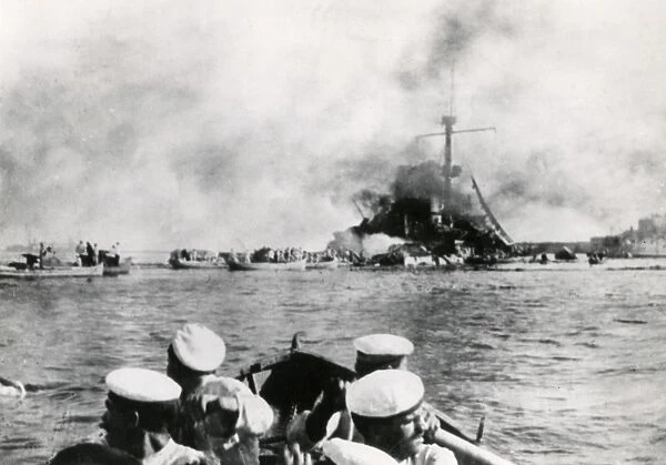 Italian naval action with sailors in a boat, WW1