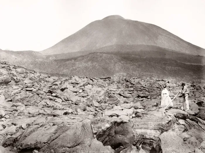Framed Print : Italy - lava on Mount Vesuvius, volcano, Naples Framed Print : Italy - lava on Mount Vesuvius, volcano, Naples