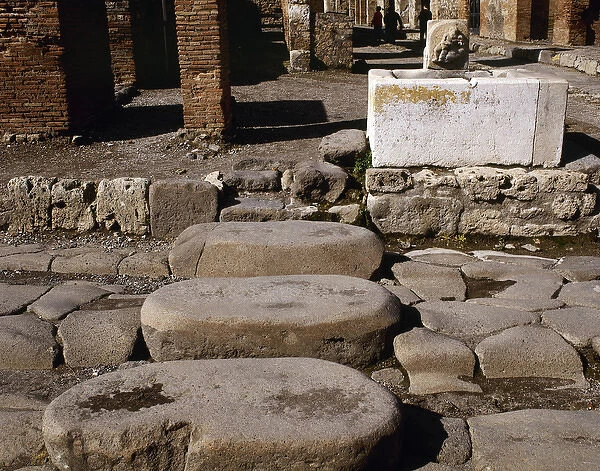Italy. Pompeii. Pedestrian crossing at Via della Fortuna