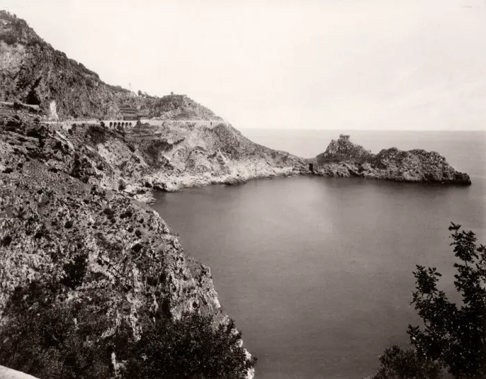 Framed Print : Italy - Positano, Amalfi road, Capo Conca Framed Print : Italy - Positano, Amalfi road, Capo Conca