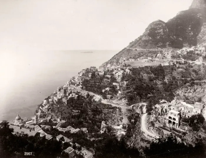 Framed Print : Italy - Positano, cliffs and Mediterrranean Sea Framed Print : Italy - Positano, cliffs and Mediterrranean Sea