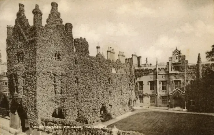 Framed Print : The ivy-clad walls of Sidney Sussex College, Cambridge Framed Print : The ivy-clad walls of Sidney Sussex College, Cambridge