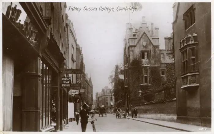 Framed Print : The ivy-clad walls of Sidney Sussex College, Cambridge Framed Print : The ivy-clad walls of Sidney Sussex College, Cambridge