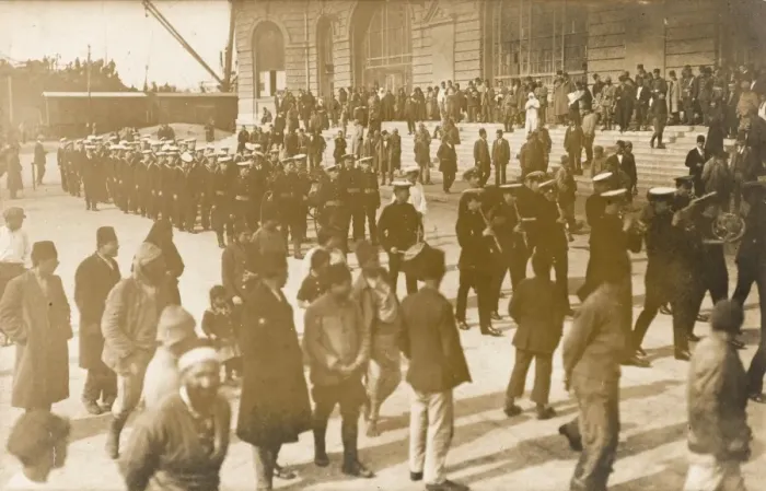 Framed Print : Izmir, Turkey - British Naval Funeral (3 / 3) Framed Print : Izmir, Turkey - British Naval Funeral (3 / 3)