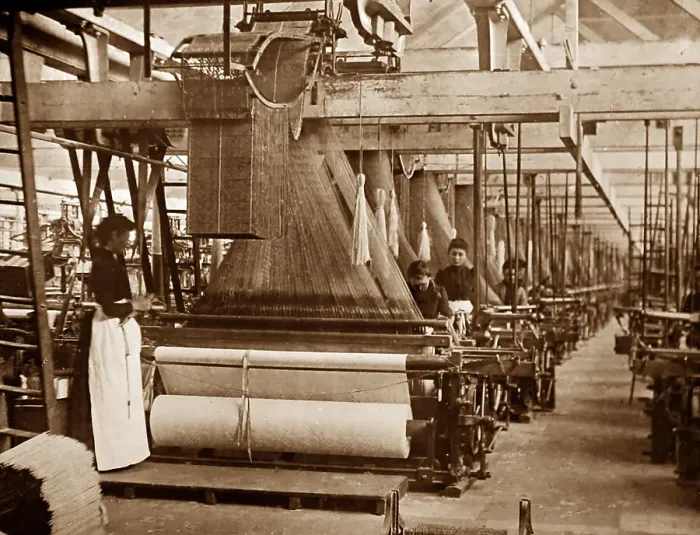 Framed Print : Jacquard Looms, linen production, Victorian period Framed Print : Jacquard Looms, linen production, Victorian period