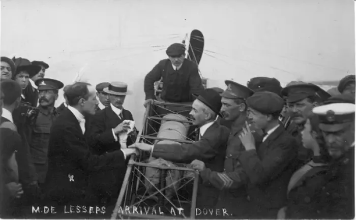 Framed Print : Jacques de Lesseps arrival at Dover in his Bleriot XI Framed Print : Jacques de Lesseps arrival at Dover in his Bleriot XI