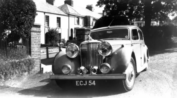 Framed Print : Jaguar 3. 5 Litre 4-door Saloon Framed Print : Jaguar 3. 5 Litre 4-door Saloon