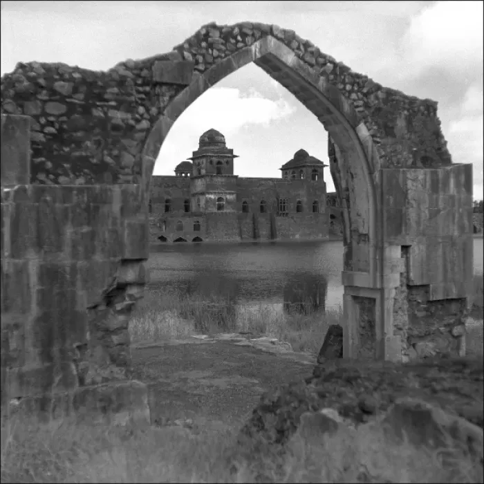 Framed Print : Jahaz Mahal - Mandu Framed Print : Jahaz Mahal - Mandu