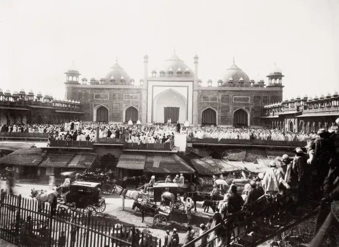 Framed Print : Jama Masjid of Delhi, muslim group at prayer Framed Print : Jama Masjid of Delhi, muslim group at prayer