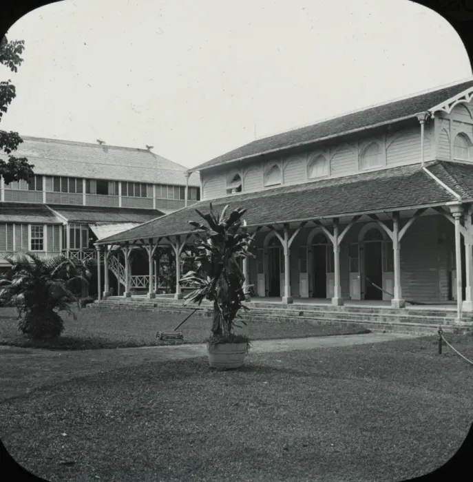 Framed Print : Jamaica - Kings House, Kingston Framed Print : Jamaica - Kings House, Kingston