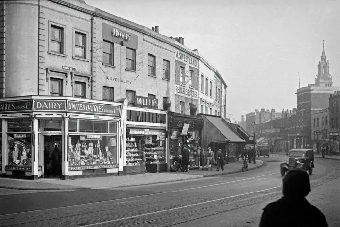 Framed Print : Jamaica Road, North Bermondsey, London Framed Print : Jamaica Road, North Bermondsey, London