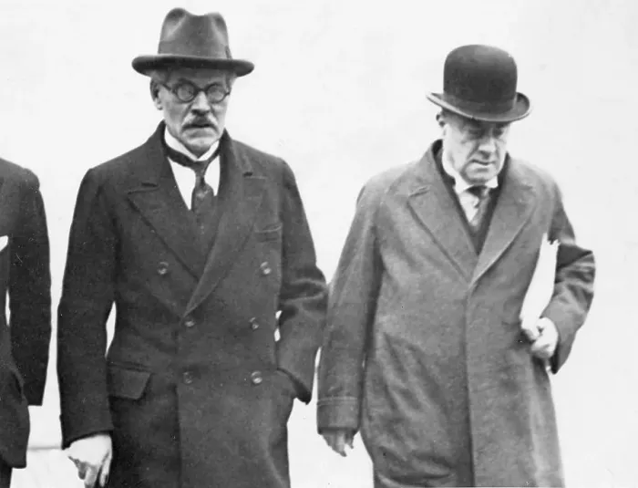Framed Print : James Ramsay MacDonald and Stanley Baldwin Framed Print : James Ramsay MacDonald and Stanley Baldwin