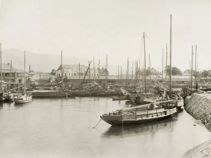 Framed Print : Japan c. 1880s - boats in kobe Harbour Framed Print : Japan c. 1880s - boats in kobe Harbour