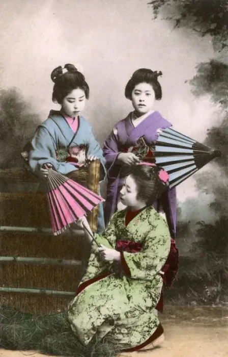 Framed Print : Japan - Three Japanese Geisha - Studio Photographic Portrait Framed Print : Japan - Three Japanese Geisha - Studio Photographic Portrait
