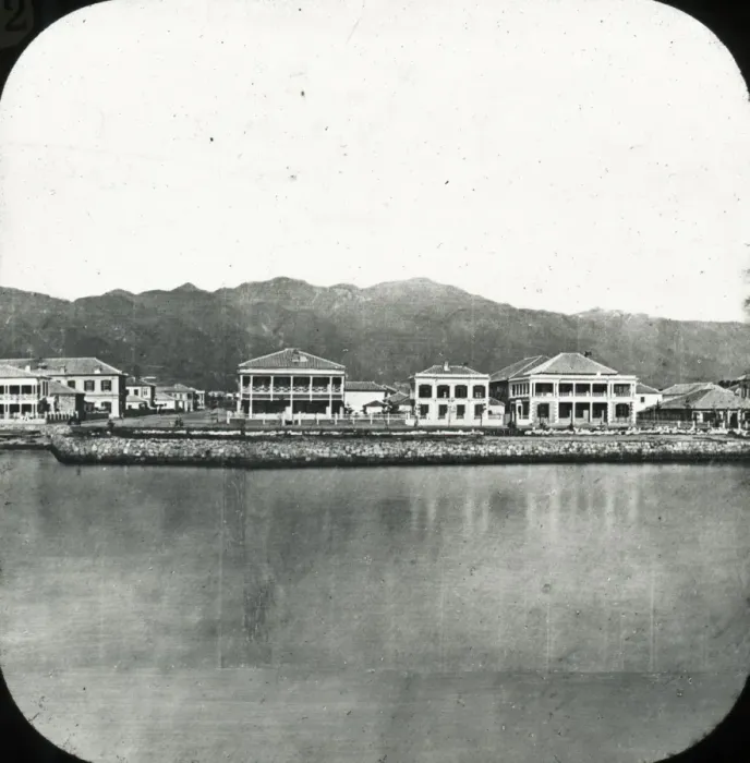 Framed Print : Japan - Settlement at Kobe from the sea Framed Print : Japan - Settlement at Kobe from the sea