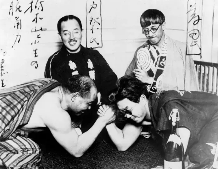 Framed Print : Japanese Arm Wrestling Framed Print : Japanese Arm Wrestling