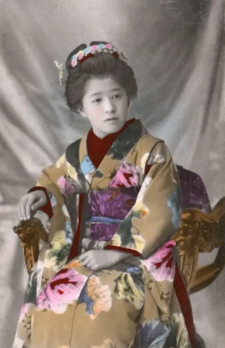 Framed Print : Japanese Geisha - Seated in an ornately-carved chair Framed Print : Japanese Geisha - Seated in an ornately-carved chair