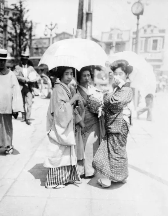 Framed Print : Three Japanese Girls Framed Print : Three Japanese Girls