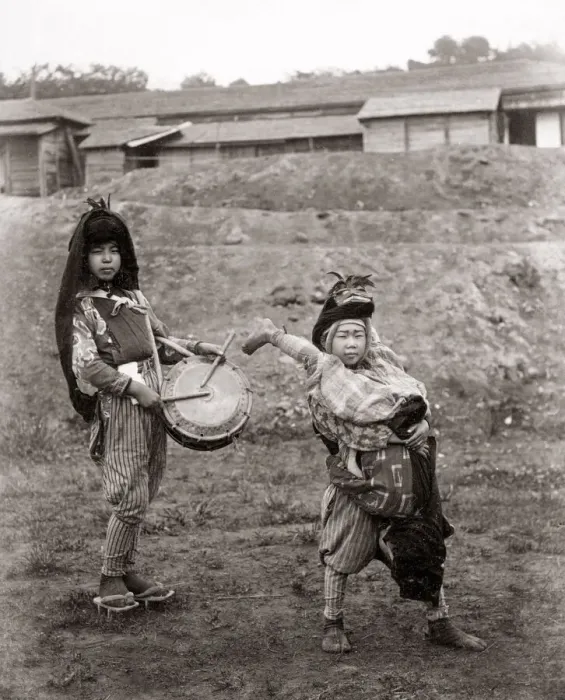 Framed Print : Japanese street performers, acrobats, children, Japan Framed Print : Japanese street performers, acrobats, children, Japan