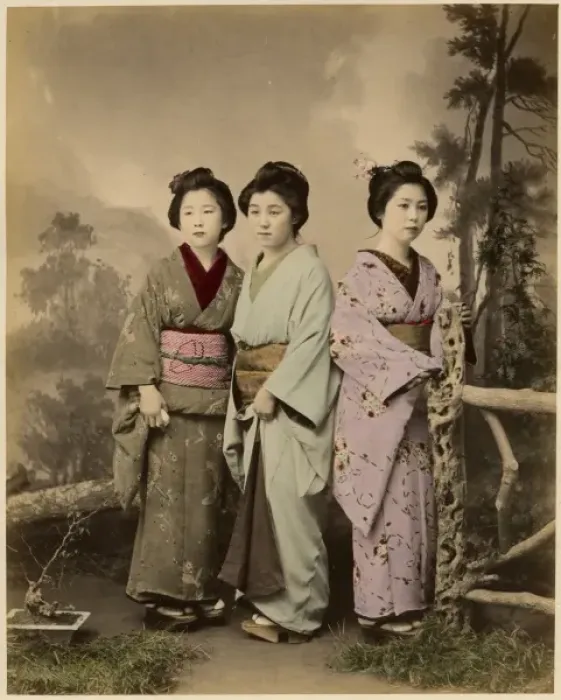 Framed Print : Three Japanese women Framed Print : Three Japanese women