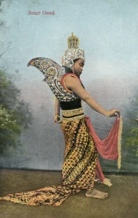 Framed Print : Java - Indonesia - Traditional Dance Moves Framed Print : Java - Indonesia - Traditional Dance Moves