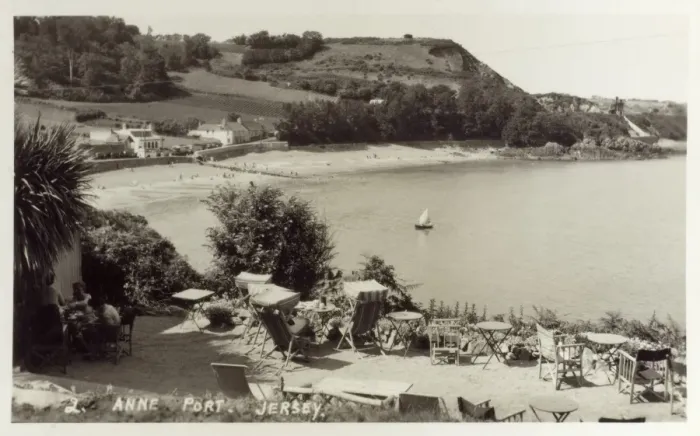 Framed Print : Jersey - Anne Port