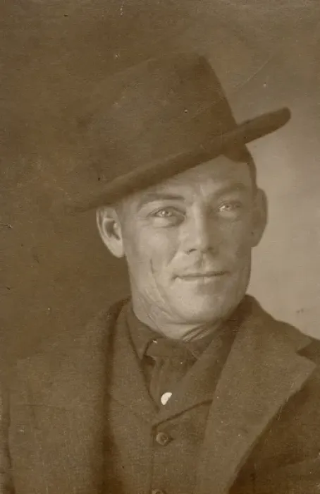 Framed Print : Jesse Linsley, a member of the Wild Bunch gang, head-and-sho Framed Print : Jesse Linsley, a member of the Wild Bunch gang, head-and-sho