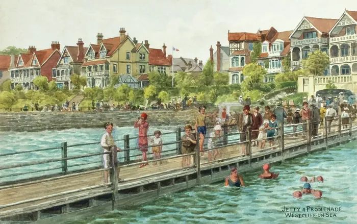 Framed Print : Jetty and Promenade at Westcliff-on-Sea, Essex Framed Print : Jetty and Promenade at Westcliff-on-Sea, Essex