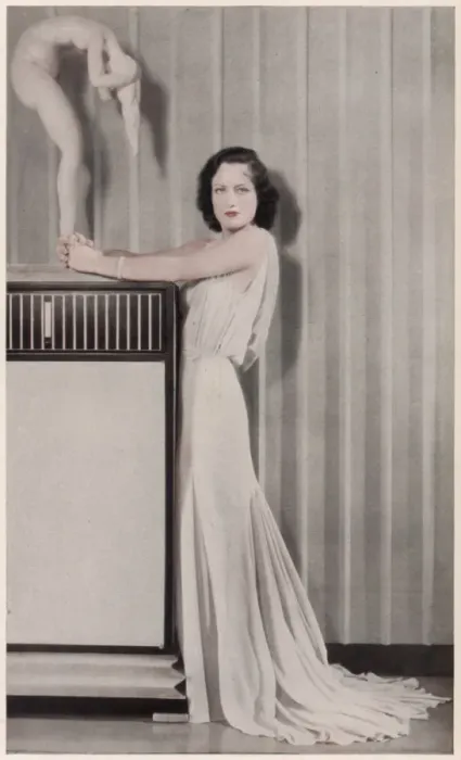 Framed Print : Joan Crawford Framed Print : Joan Crawford