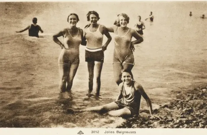 Framed Print : Jolly swimmers Framed Print : Jolly swimmers