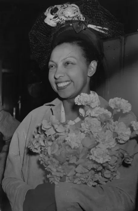 Framed Print : Josephine Baker Framed Print : Josephine Baker